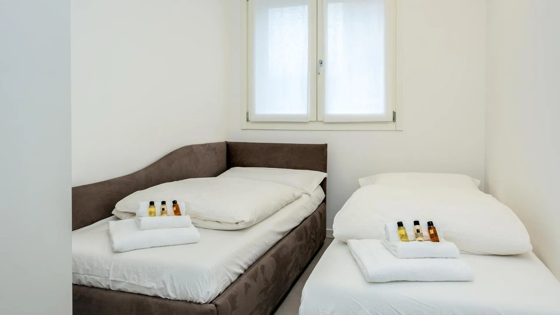 Sunbeam Terrace Bardolino Apartment Italy