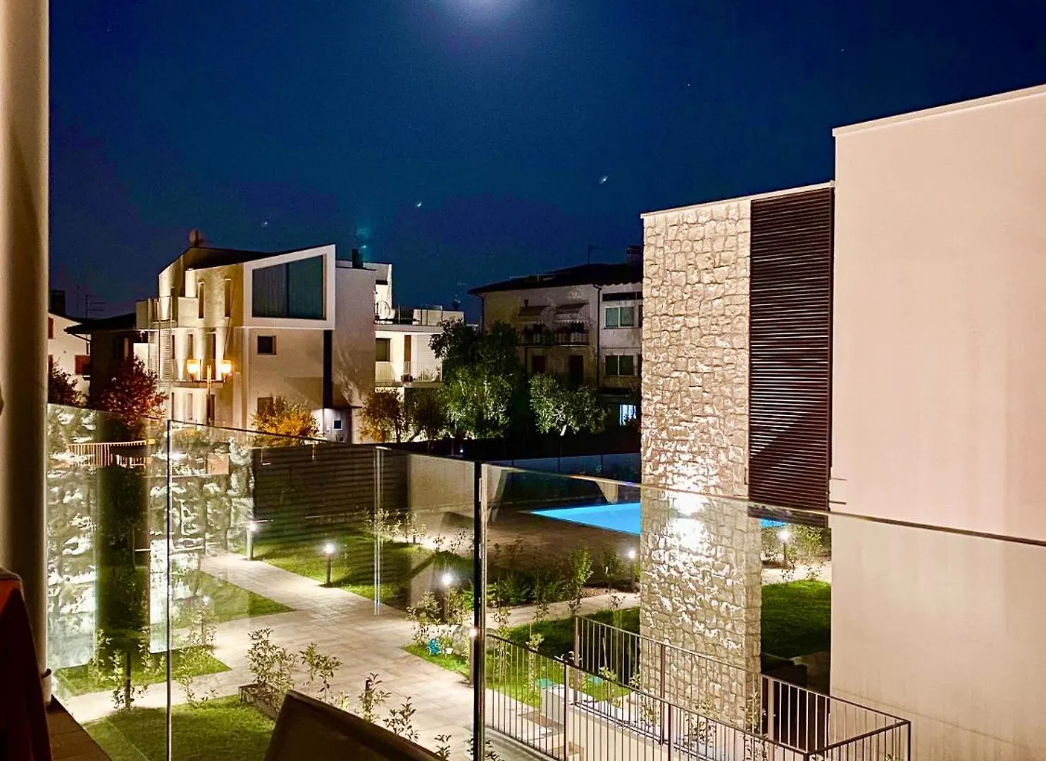 Sunbeam Terrace Bardolino Apartment
