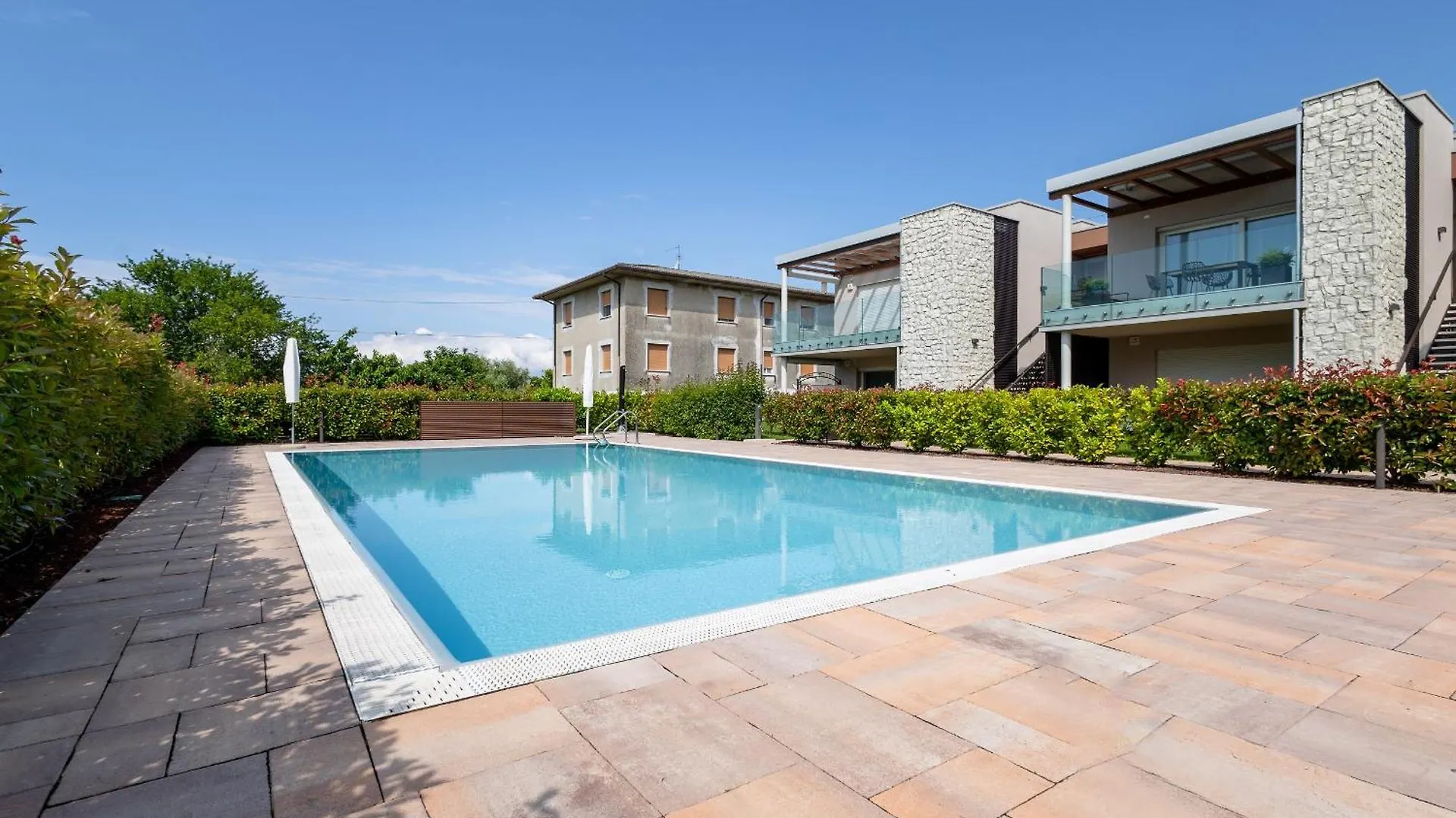 Sunbeam Terrace Bardolino Apartment