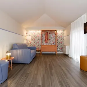 Casa Flores Apartment
