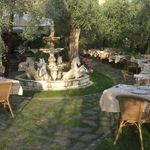 Locanda Ristorante Al Cardellino Aparthotel